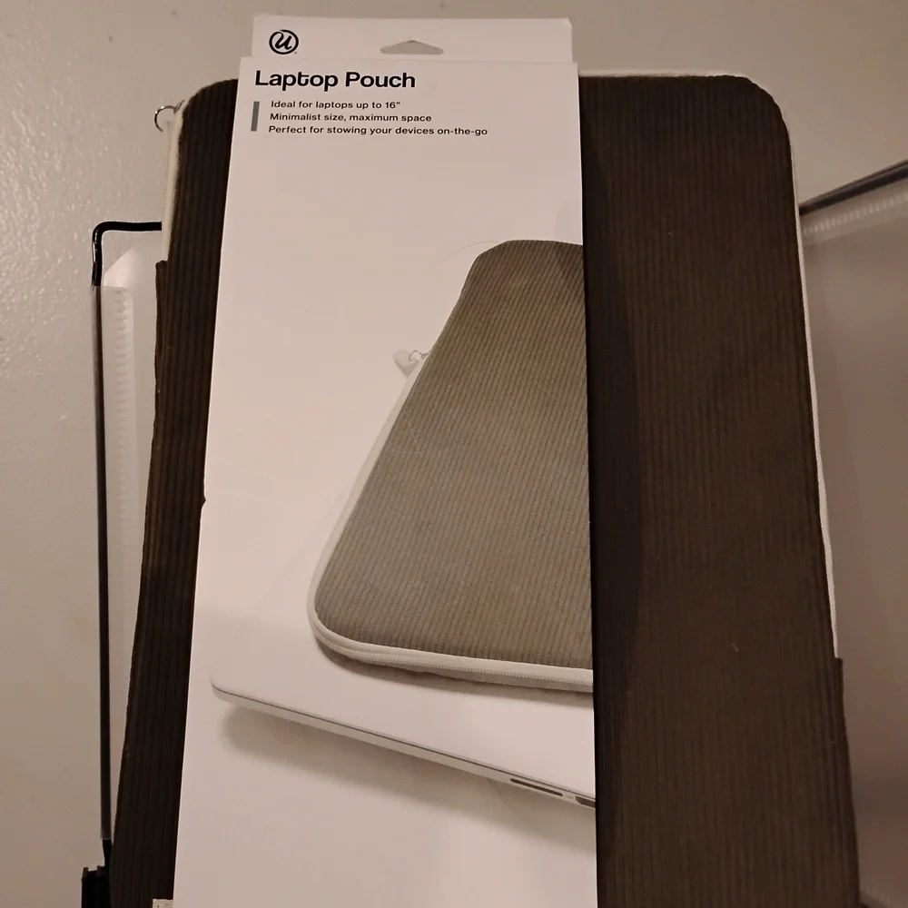 New Laptop Pouch Tablet Sleeve in Gray Ideal For Laptop Up To 16in Screen